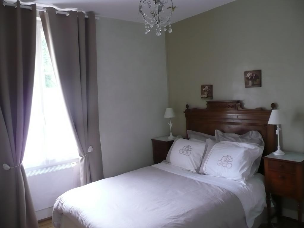 Les Lilas De Bellefontaine Bayeux Szoba fotó